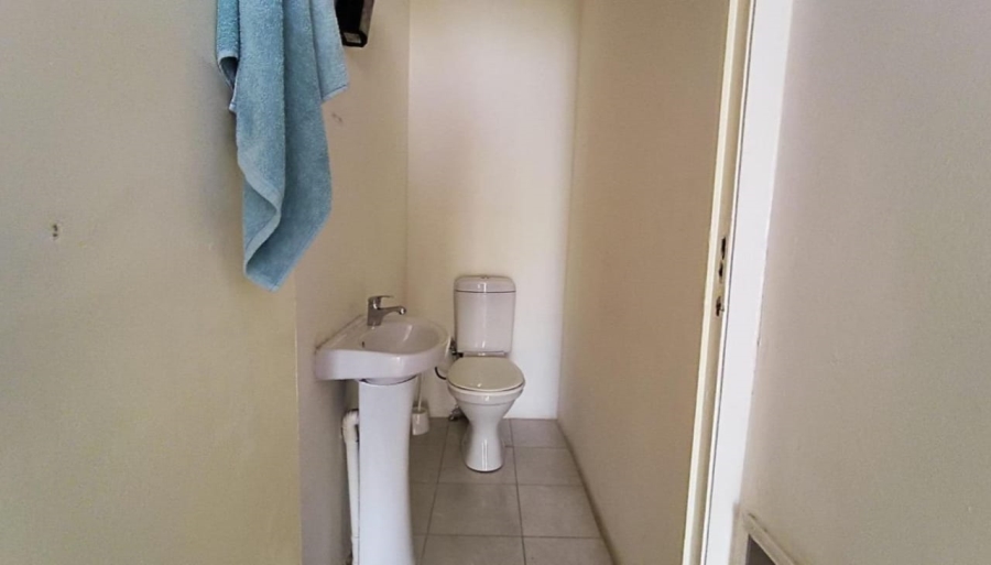 5 Bedroom Property for Sale in Northpine Western Cape